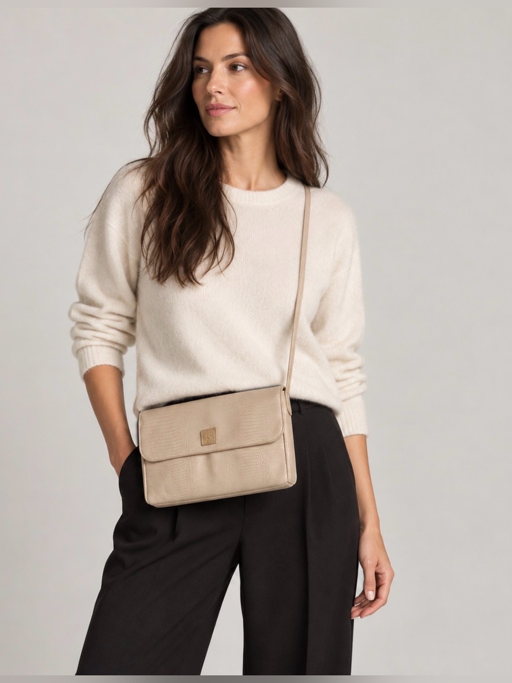 Vintage Anne Klein 1980s Beige Embossed Lizard Clutch Crossbody Bag Perfect